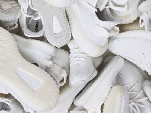 再給我炒價啊！adidas Yeezy Boost 350 V2「奶油白」已經準備好一百萬雙等你來買！