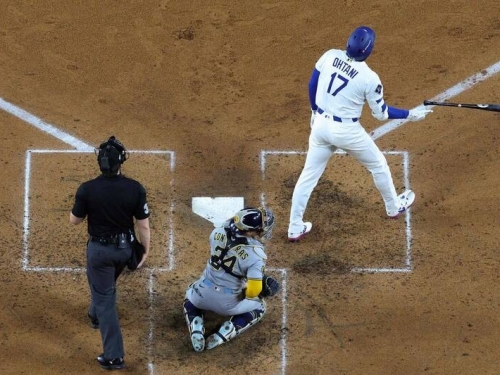 MLB》大谷翔平三響砲球去哪了？35歲球迷撿到想賣掉、道奇即將表態