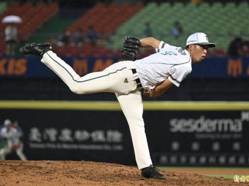 經典賽》「只要肯努力，一定會被看見」 曾豪駒讚賞林詩翔