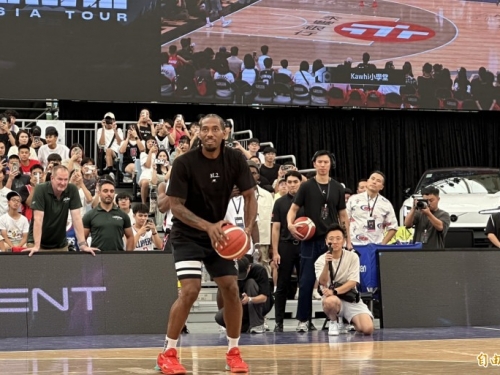 NBA》「可愛」來了！兩屆FMVP雷納德現身桃園巨蛋親授絕技