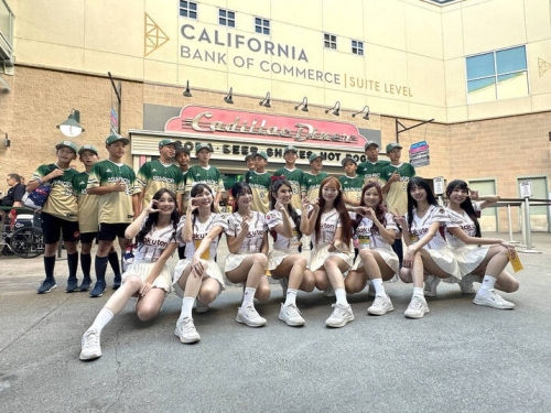 MLB》大聯盟賽場出現台式應援！ 樂天女孩登運動家「台灣日」熱舞