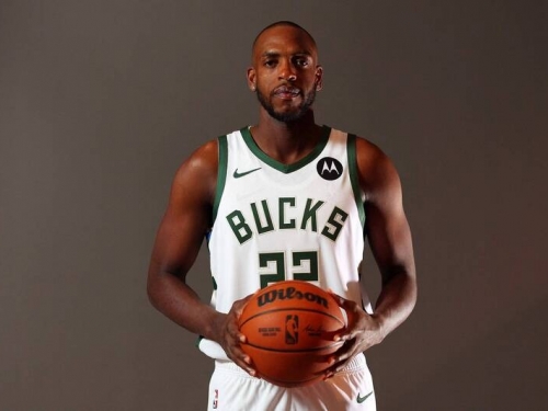 NBA》開季意外東部墊底 公鹿主帥談米德爾頓近況