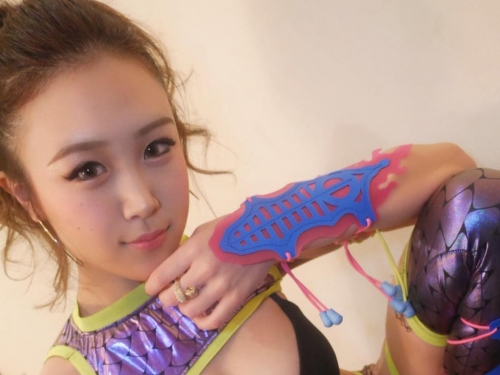 壓迫感好強！日本性感Dancer「HARUKA」快把玻璃壓爆的氣勢太兇猛！
