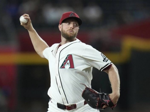 MLB》先發投手成績全大聯盟最佳 響尾蛇強投凱利轉戰遊騎兵