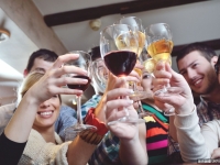 《１５國奇特的喝酒文化》沒看的人要先罰三杯！