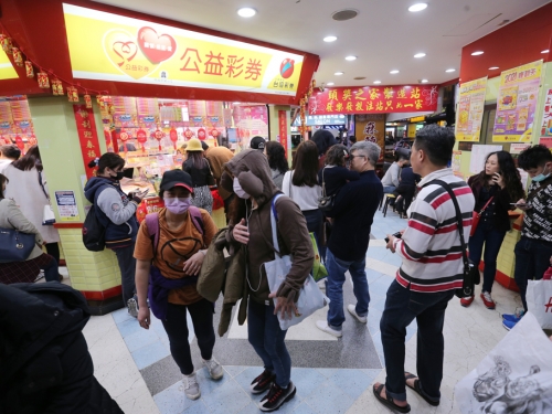 30歲男沒錢買老婆生日禮 花50元買大樂透充數 竟爽中1.2億