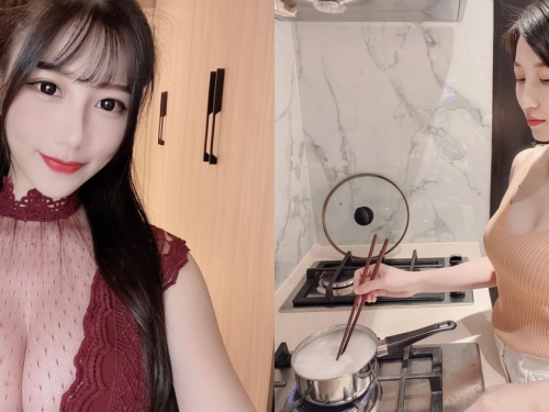 氣質甜美「理想型女友」在家好賢慧，「飽滿雪乳」若隱若現太養眼，網友：真的好漂亮！