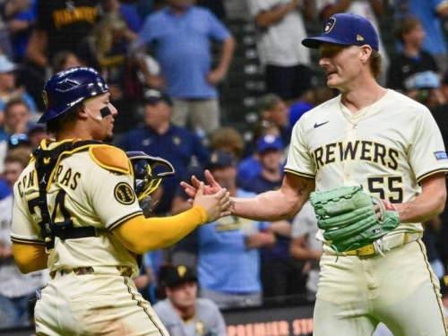 MLB》豪奪10連勝！大聯盟最強釀酒人投打俱佳 擊退海盜寫紀錄