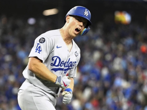 世界大賽》宇宙道奇全壘打戰術！ 史密斯驚天超前轟、馬恩西也開砲