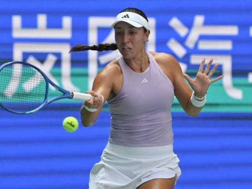 網球》闖16強兩樣情！高芙只讓對手拿1局 佩古拉苦戰近3小時、浪費6賽末點