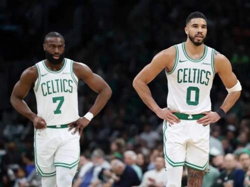 NBA》塞爾提克開啟交易大門！避免繳奢侈稅　Tatum、Brown非賣品