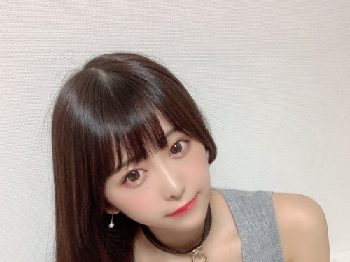 21歲嫩妹「真島なおみ」從小就發育過剩　又萌又性感讓網友瘋狂