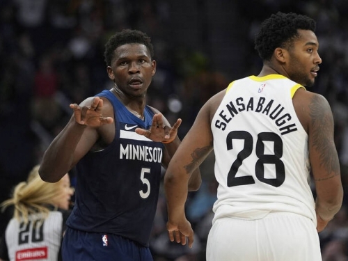 NBA》愛德華茲逃過禁賽轟43分 灰狼首輪季後賽打湖人