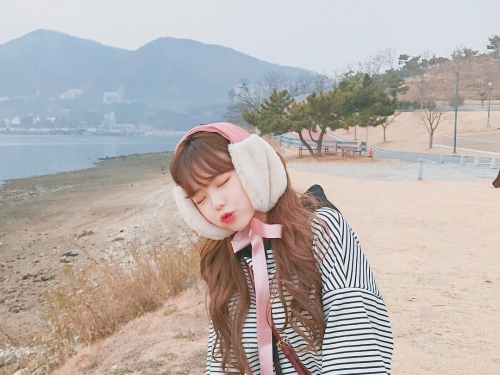 戀愛了！洋娃娃臉蛋水汪大眼散發「超萌魅力」，想帶回家給爸媽看！