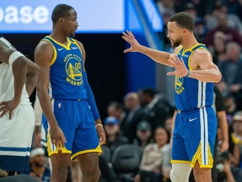 NBA》勇士正積極尋找球星輔佐柯瑞 條件是「能組織和得分」