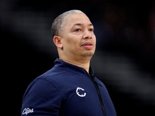 NBA》快艇防守崩潰慘敗湖人 泰倫魯：過去3場表現真的讓我很不爽！