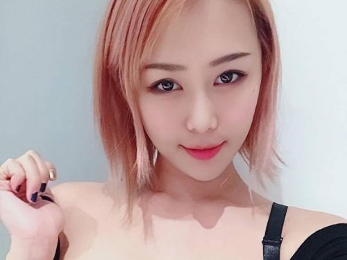 i級豔后「洪蓉」內衣有夠大件　萬姊驚呼：根本兩個安全帽！