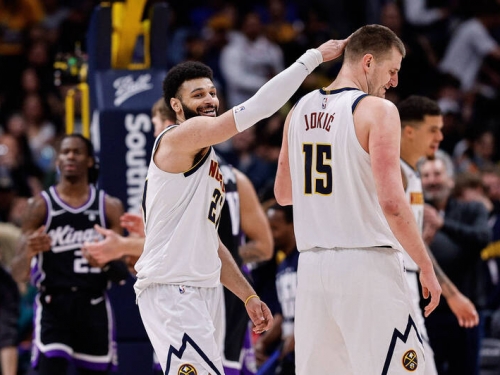 NBA》神獸約基奇大三元、J.穆雷驚人命中率轟32分！ 金塊屠殺國王