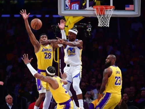 NBA》勇士本季首勝湖人 柯瑞：巴特勒讓我們理解贏球的籃球