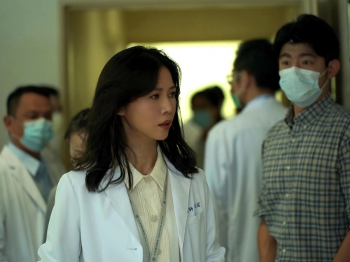 最有感的電影！國片《疫起》取自台灣 SARS 爆發時期　封院造成人心翻轉再翻轉！