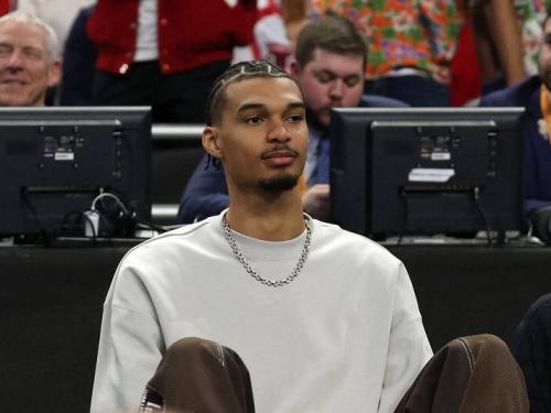 NBA》最高僧人溫班亞瑪赴少林寺修行