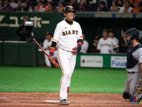 又沒打擊機會！陽岱鋼9下代守 巨人2:1險勝中日