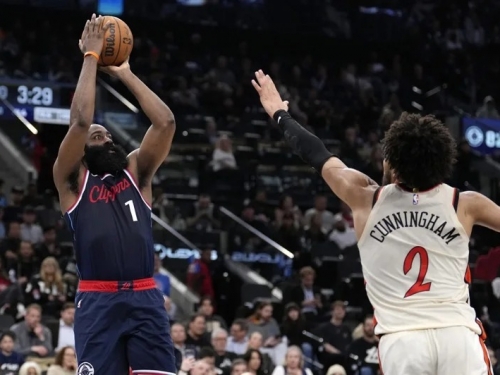 NBA》哈登轟50分破快艇新主場紀錄 擋下聯盟最火熱活塞