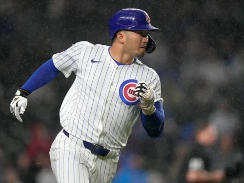 MLB》鈴木誠也用「全壘打」道歉！滿壘發生漏接失誤　下局轟滿貫砲賠罪