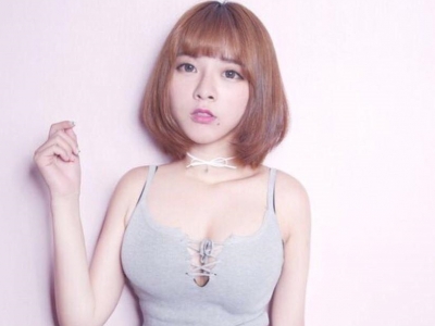 超萌電競女神奎丁曬近照　乳量暴增肉感大好啊❤