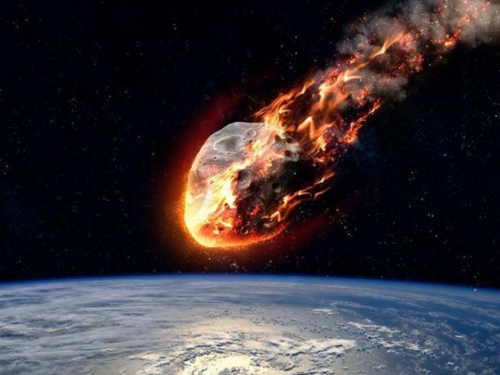 小行星險些撞擊地球，因觀測難度較大，天文學家未能及時發現它