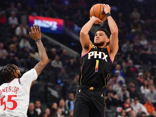 NBA》快艇新主場依舊輸球！布克轟40分帶太陽逆轉奪勝