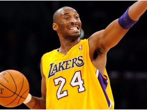 快訊 / 籃球傳奇殞落！Kobe Bryant、二女兒搭乘私人飛機失事　機上 9 人無一倖存！