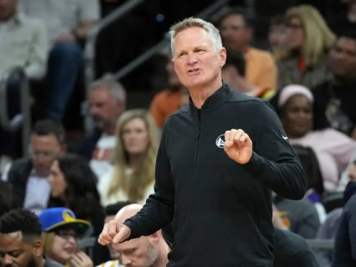 NBA》Kerr不滿勇士防守！場上0溝通：沒有任何的聲音