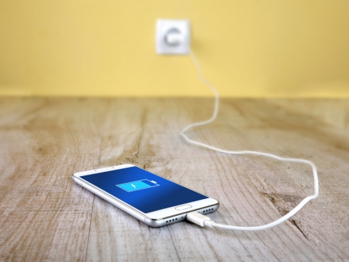 亂充電害手機「減壽」專家曝5大NG行為