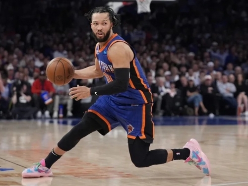 NBA》唐斯改披尼克戰袍首戰 布朗森：需要時間磨合