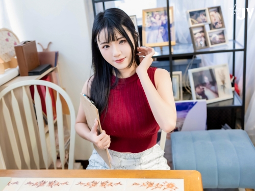 巨乳婚紗顧問趁新娘試穿婚紗　竟誘惑新郎在布幕後面偷情