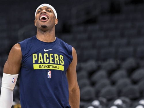 NBA》誰想交易來溜馬神射手？ 名記者：湖人早就在想了