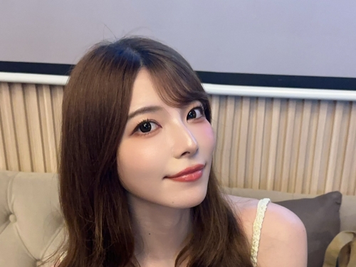 AV界傳奇女優上原亞衣爆秘辛　罕見吐引退心聲：前夕「拍攝就開始痛」