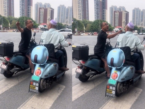 黑衣男街頭攔車狂罵！ 看到後面才知「罵少了」