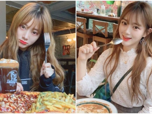 愛吃美食的甜美少女！可愛萌樣超討喜，小巧臉蛋根本洋娃娃～