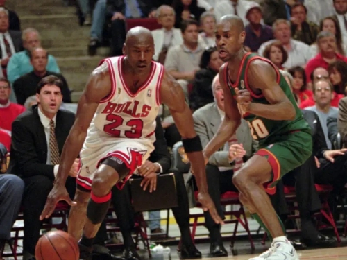 NBA》喬丹並非無敵！曾在總冠軍賽被此人限制　對方不屑當「喬丹剋星」