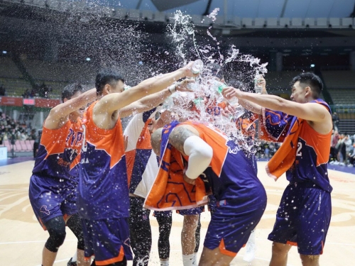 PLG》連龍頭國王都擋不住 桃園璞園領航猿強取4連勝