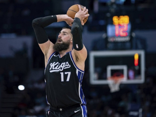 NBA》要留還是走？ 金塊正式完成「大V」交易案