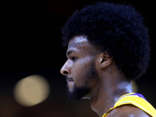 NBA》布朗尼初登場僅得2分！ 湖人主帥受訪給評價