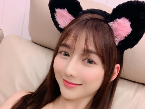 最美爆乳魚販「阿澎」過往遭起底　性感熱舞挑逗台下觀眾！