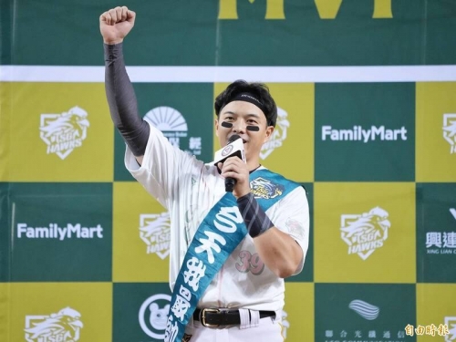 中職》「要誇一下念庭」 洪總點出強攻大局逆轉勝關鍵