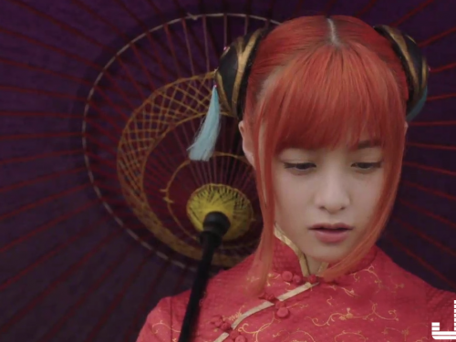 橋本環奈一秒讓人心疼！放電藍眼模樣出演《銀魂》 網友：為你觀影千次也不厭倦