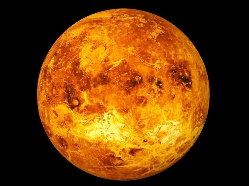 地球的姐妹星：太陽從西邊升起，比天狼星亮10倍，一天比一年長