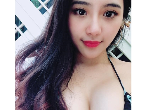 【好In日報】我要掛號！巨乳正妹護理師「田甜」低胸爆乳辣翻天！