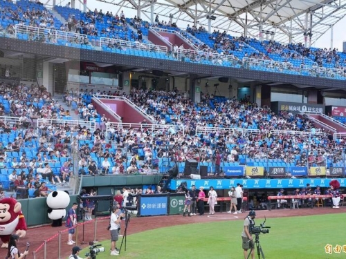 季後挑戰賽》G2回到樂天桃園主場 內野門票「秒殺」完售